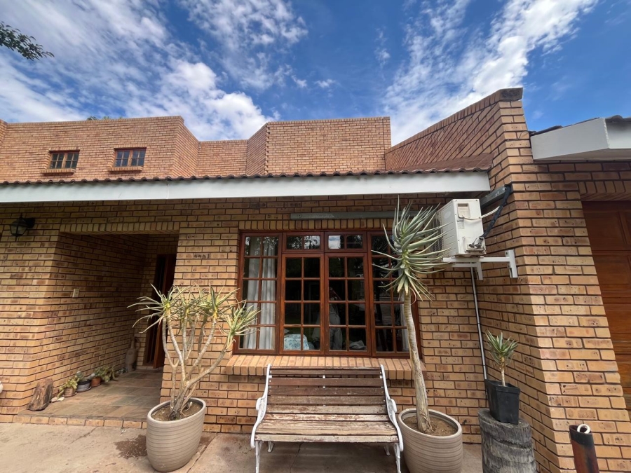 3 Bedroom Property for Sale in Keidebees Northern Cape